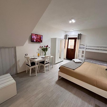 Casa Peppina Apartment Sant'Antioco Luaran gambar