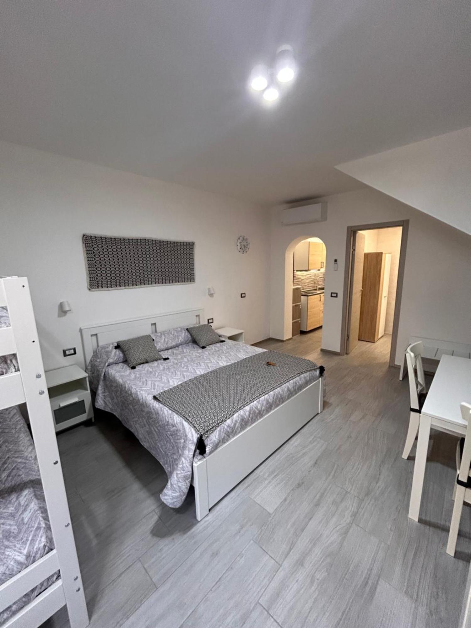 Casa Peppina Apartment Sant'Antioco Luaran gambar
