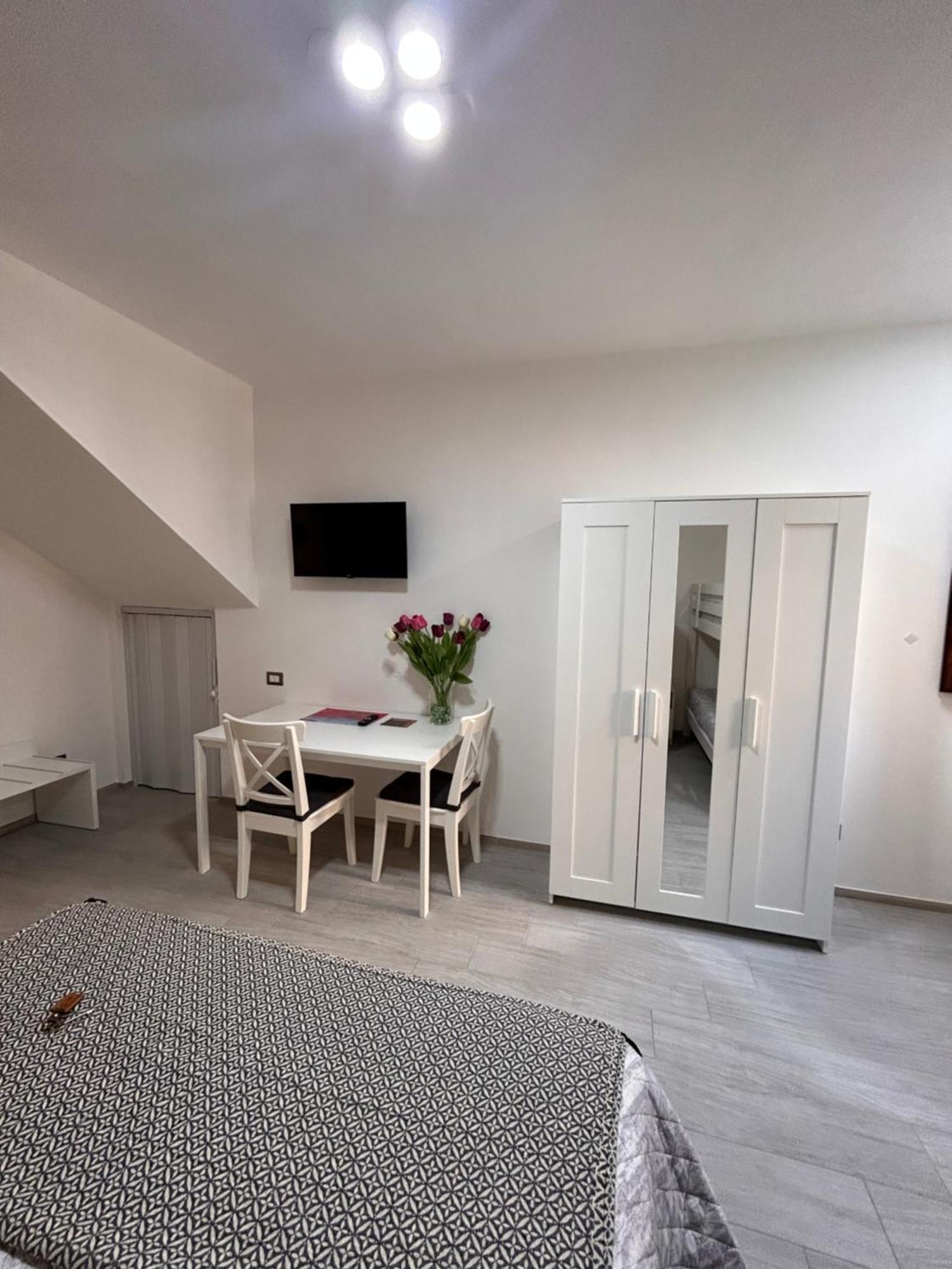 Casa Peppina Apartment Sant'Antioco Luaran gambar